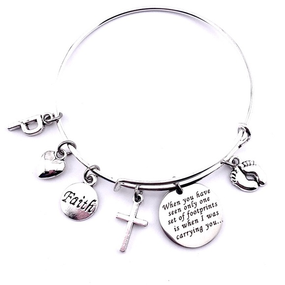 Footprints In The Sand Bracelet - Picture 2 of 5